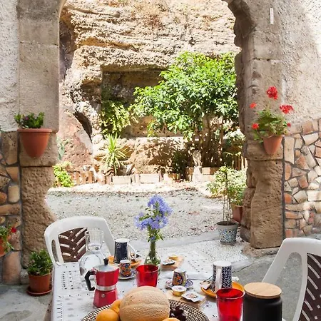 Profumo Di Zagara Bed & Breakfast *
